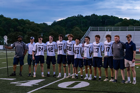 HVHS_Lacrosse_Seniors_5639_4x6