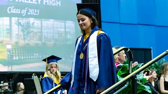 Caleigh_Ponn_Valedictorian_6340_16x9_Full