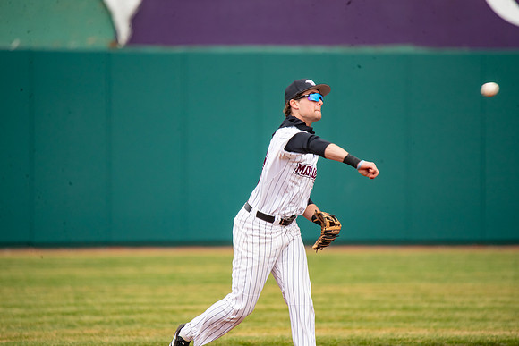 Hayden_Giordano_8415_No_Crop