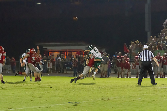 Jacob Shaffer gets a pass to Stigall off under pressure