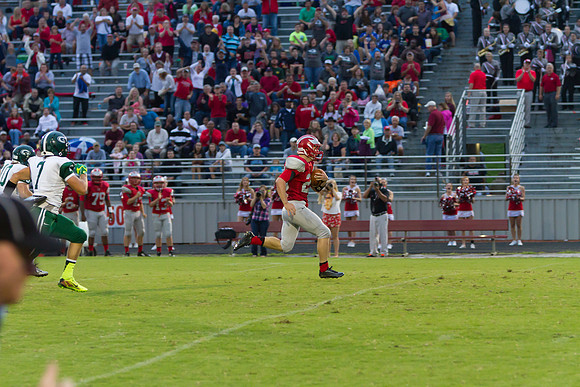 Noah Fletcher touchdown run