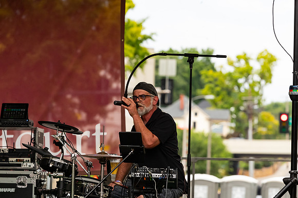 Jerry_Parris_3356_No_Crop
