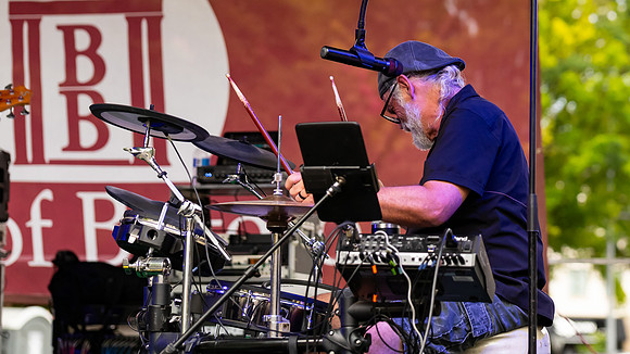 Jerry_Parris_3587_16x9_Full