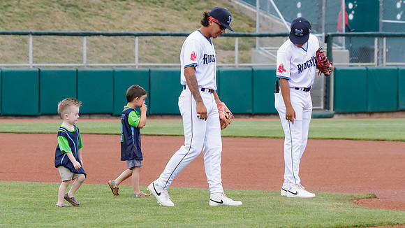 Center_Infield_0159_16x9