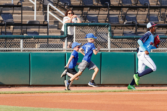 01-38_Starlyn_Nunez_CF_2574_No_Crop
