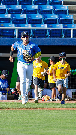 06_34_Andruw_Mussett_1B_7390_16x9