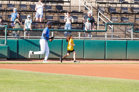 02_25_Andrews_Opata_RF_7324_No_Crop
