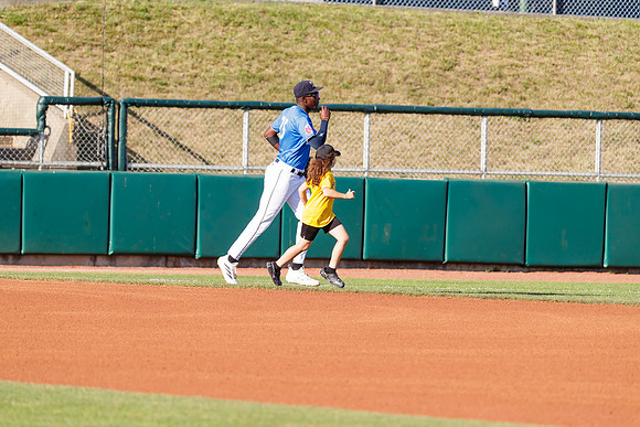 02_25_Andrews_Opata_RF_7336_No_Crop