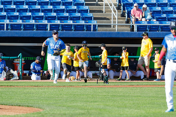 06_34_Andruw_Mussett_1B_7388_No_Crop