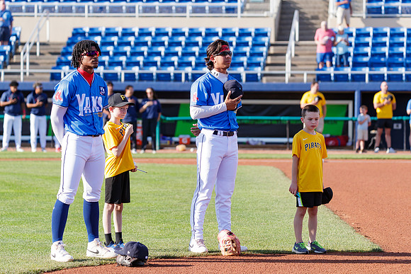 Anthem_Infielders_7469_No_Crop