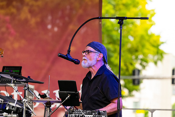 Jerry_Parris_3223_No_Crop