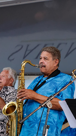 Kings_Center_Horns_Vocals_3970_16x9