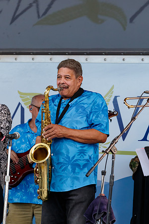 Center_Horn_Vocals_3959_No_Crop