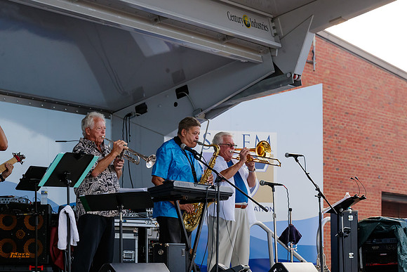 Kings_Horns_4009_No_Crop