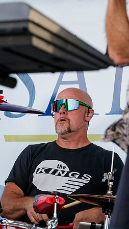 Kings_Drummer_Mike_Feanster-4172_16x9