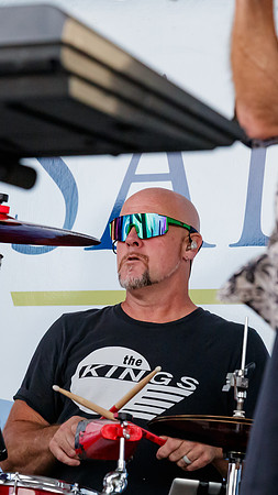 Kings_Drummer_Mike_Feanster-4173_16x9