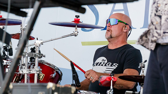 Kings_Drummer_Mike_Feanster-4177_16x9