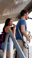 Singer_Stage_Right_4153_16x9