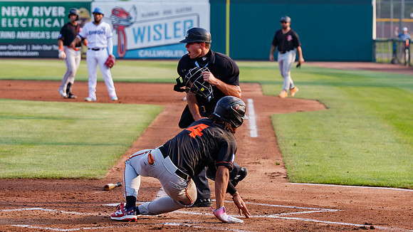 Umpire_Isaac_Shepler_20260717_4868_16x9