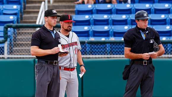 Umpire_Leo_DLatt_20260804_9472_16x9