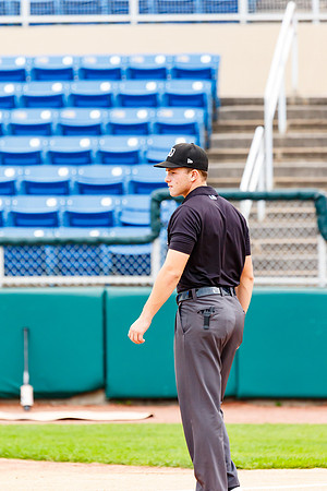 Umpire_Leo_DLatt_20260804_9462_No_Crop