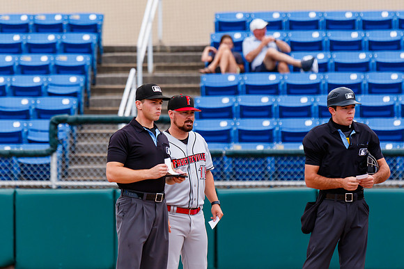 Umpire_Leo_DLatt_20260804_9472_No_Crop