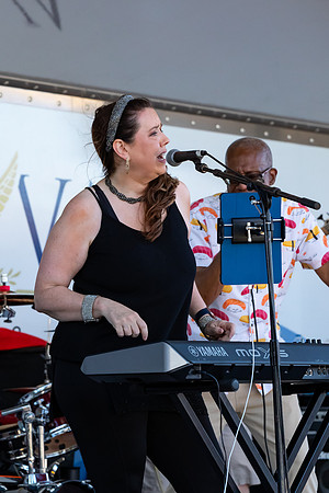 Melody_Irby_Keyboards_2736_4x6