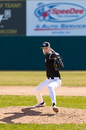 Nate_Chown_2644_No_Crop