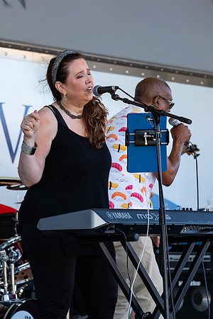 Melody_Irby_Keyboards_2745_4x6