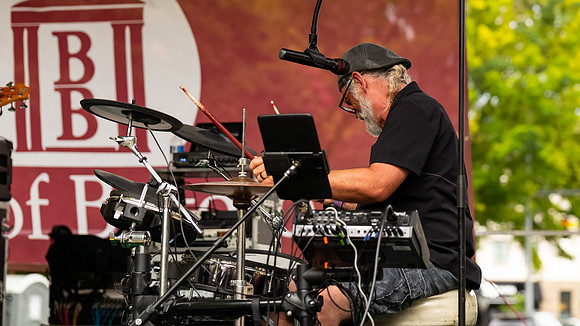 Jerry_Parris_3590_16x9_Full
