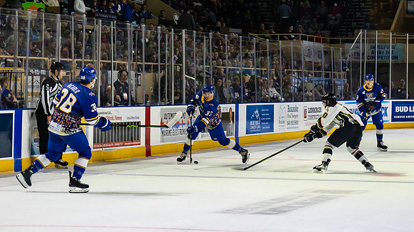 Dakota_Bohn_2268_16x9_Full