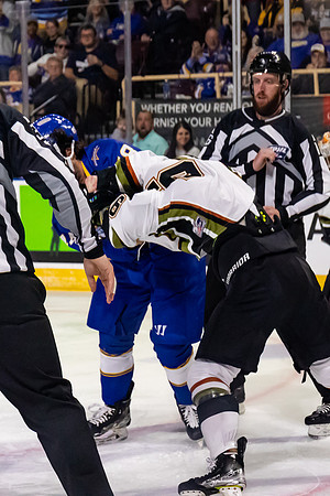 Steven_Leonard_Fight_2170_4x6