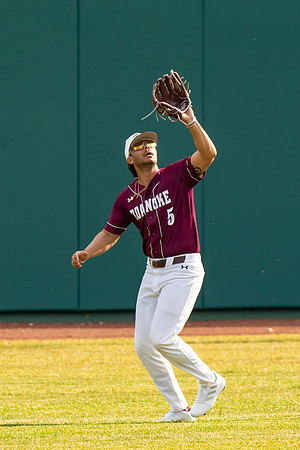 Justyn_Steens_5596_4x6
