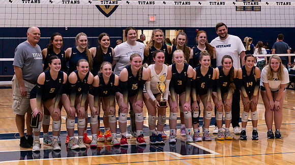 2023_Region_3D_Champs_HVHS_VB_5975_16x9_Full
