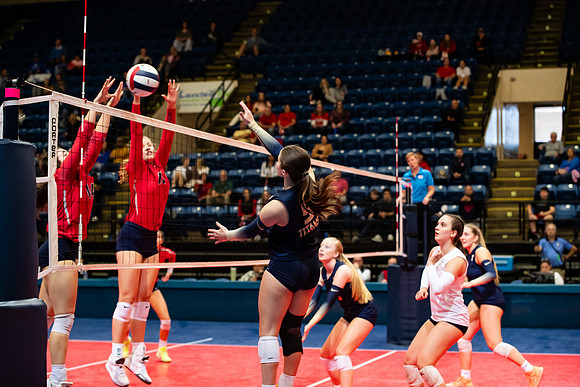 Caleigh_Ponn_5436_No_Crop