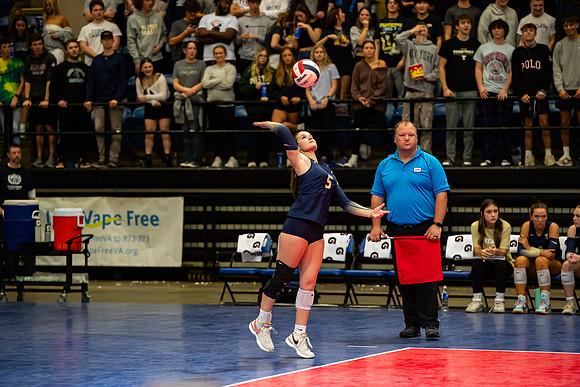 Caleigh_Ponn_5770_No_Crop