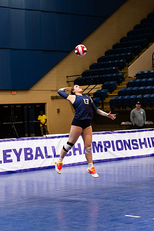 Mackenzie_Ferguson_6349_No_Crop