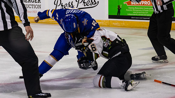 Steven_Leonard_Fight_2165_16x9_Full