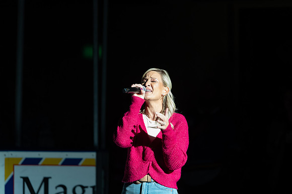 Veronica_Perkins_1442_No_Crop