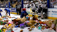 TBear_Toss_23349_5447_16x9_Full