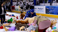 TBear_Toss_23349_5457_16x9_Full
