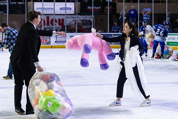TBear_Toss_23349_5502_4x6