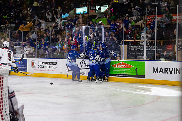 TBear_Goal_Celeb_23349_5421_No_Crop