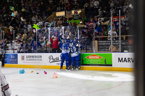 TBear_Goal_Celeb_23349_5429_No_Crop