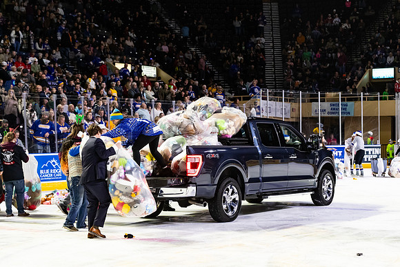 TBear_Toss_23349_5496_No_Crop