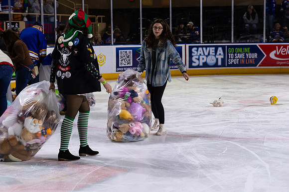 TBear_Toss_23349_5530_No_Crop