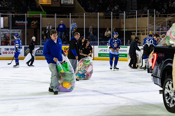 TBear_Toss_23349_5542_No_Crop