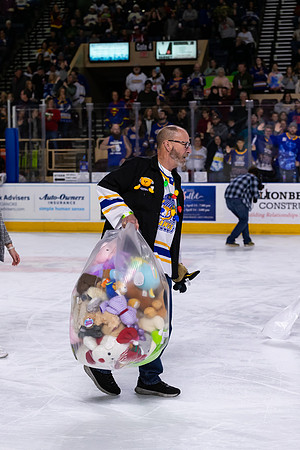 TBear_Toss_23349_5549_No_Crop