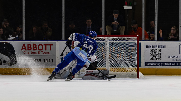 Brendan_Pepe_shoot-out_win_8025_16x9_Full