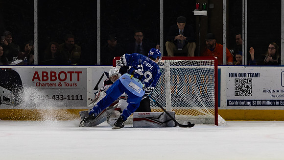 Brendan_Pepe_shoot-out_win_8026_16x9_Full